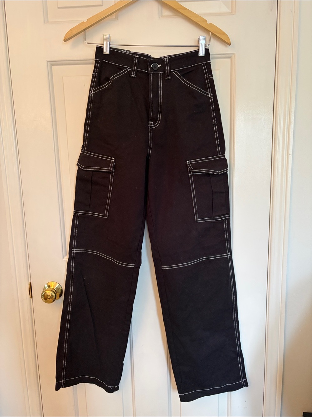 H&M Divided 90s Baggy Cargo Jeans Black Contrast Stitch 0 NWT